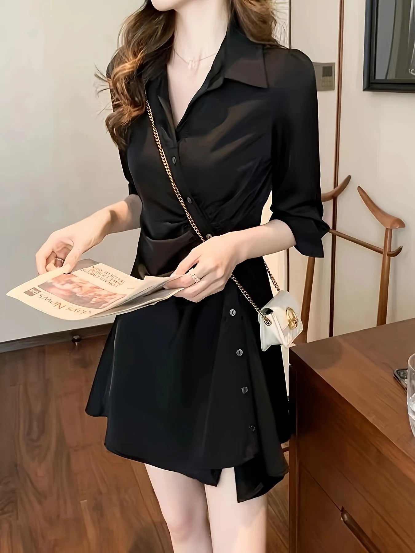 Spring and Summer French-style chiffon dress for women with an irregular waistline that highlights a slimming long sleeve design