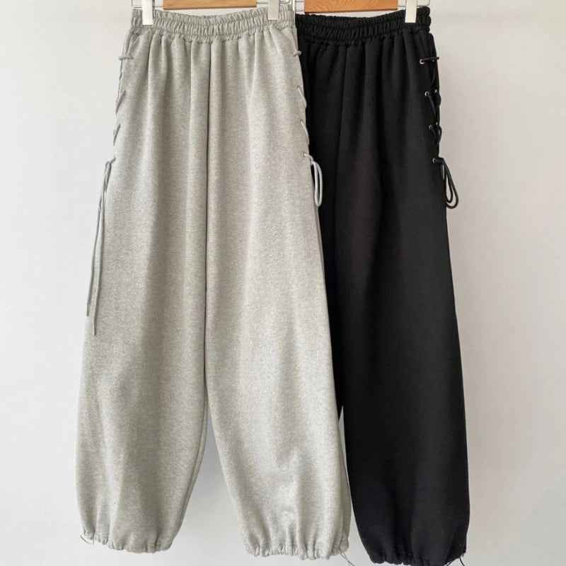 Y2K Side Eyelet Sweatpants Lace Up Drawstring Pants Streetwear Women Korean Pop Clothes Trend Harajuku Classic Baggy Trousers